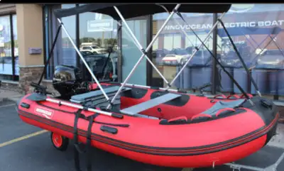 Innovoceans MA360 premium inflatable boat. New this year, never used. I did inflate it and set it up...