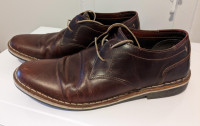 Chaussures en cuir brun