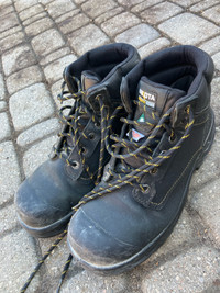 Dakota 877 steel toe boots. Size 10.5