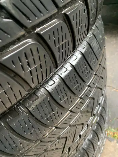 set of 4 Pirelli Scorpion 265/45R21 108W winter tires available for pick up. No issues no damage can...