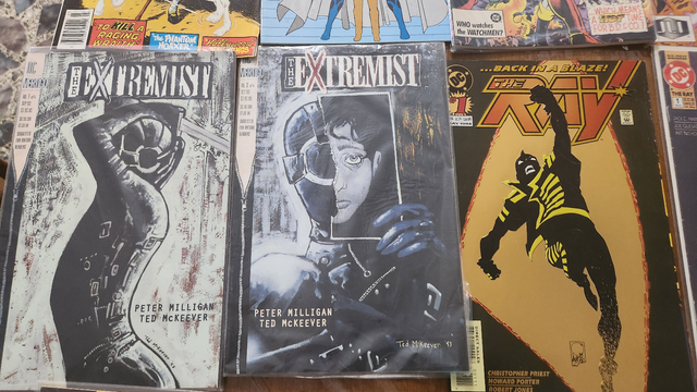 20 DC Comics all for $10 in Comics & Graphic Novels in Cape Breton - Image 4