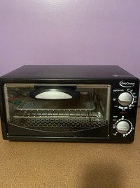 Betty Crocker Toaster Oven