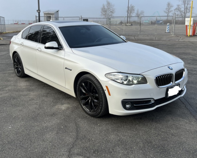 2016    BMW 528i  xdrive in Cars & Trucks in City of Toronto - Image 2