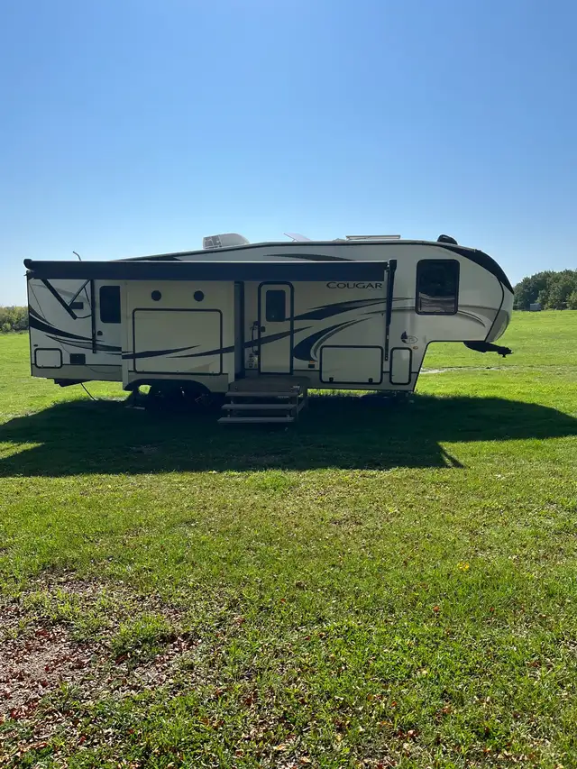 2022 Cougar 29RKS in Travel Trailers & Campers in Regina - Image 6