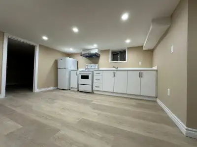 Room for Rent – 2BR Basement NearYonge/Lawrence TTC station