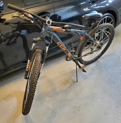 Mountain Bike Bicycle CCM 29er Hardtrail  21 Speed Vaxa, View more