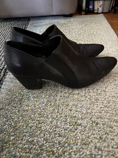 Walter Steiger Black Leather Ankle Boots Size 9, View more