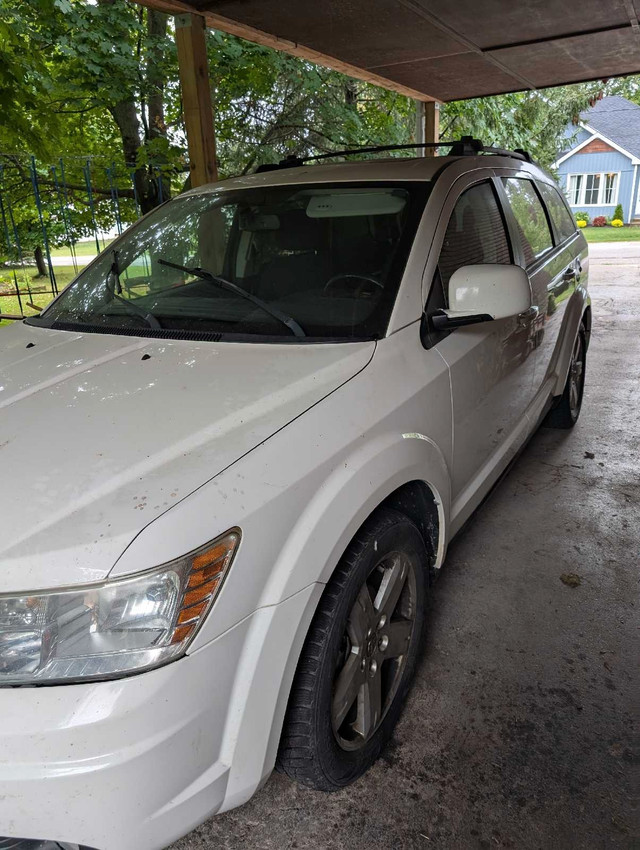 2010 Dodge/ram journey sxt 4dr 2wd in Cars & Trucks in Stratford - Image 2