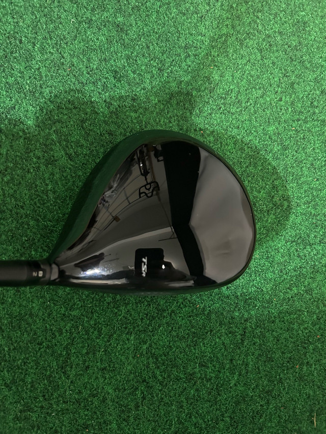 LH Titleist TSR2 w/ Premium Shaft in Golf in Strathcona County - Image 2