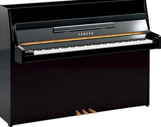 Looking to buy a Yamaha Upright Piano in Pianos & Keyboards in Cole Harbour