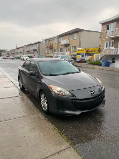 2012 Mazda 3 – Super Reliable Daily Driver (2 Sets of Tires!) Selling a highly dependable 2012 Mazda...