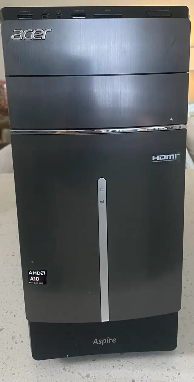 Acer Aspire Desktop Computer in Desktop Computers in Oakville / Halton Region - Image 2