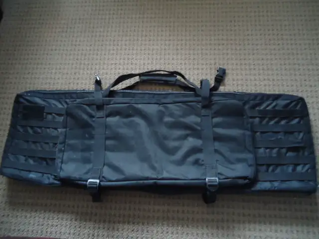 Large hunting rifle carry bag, paintball carry bag in Paintball in Winnipeg - Image 2