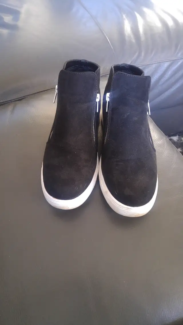 "Cushionaire" Memory Foam, Size 11 in Women's - Shoes in Edmonton - Image 6