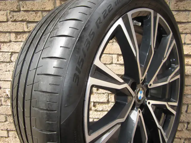 2024 BMW X7 OEM Y spoke 22" staggered summer wheel set style 758 in Tires & Rims in City of Toronto - Image 4