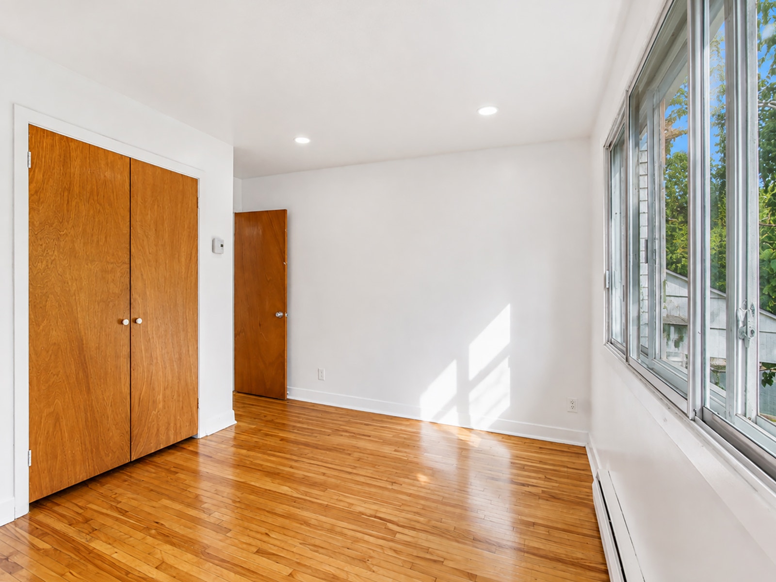 Ahunstic grand 41/2   9701 Chambord — photo 3