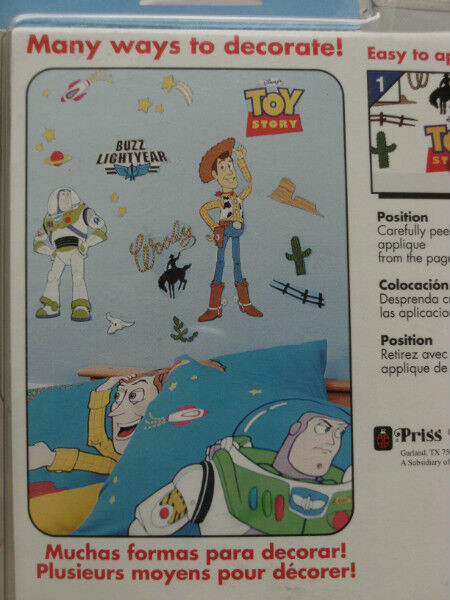 BUZZ LIGHTYEAR TOY STORY "JUMBO  Wall Stick-Ups" in Home Décor & Accents in Calgary - Image 2