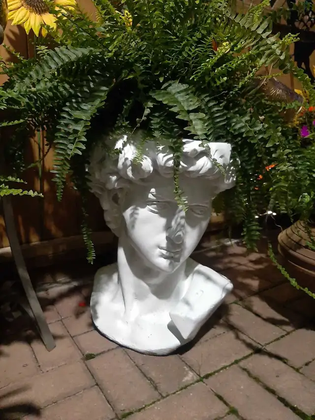 Roman Garden Planter
