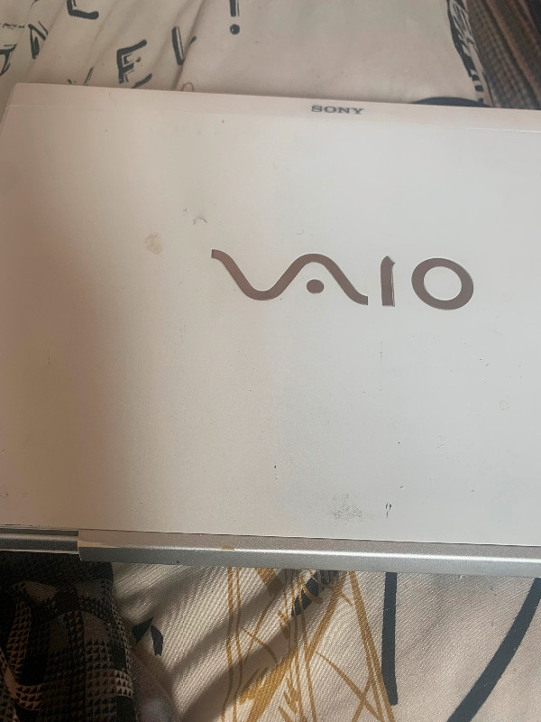 Sony VAIO PCG-4121GM Laptop NON-TOUCH Windows 10 in Laptops in Ottawa - Image 2