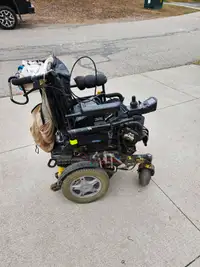 Electric wheelchair