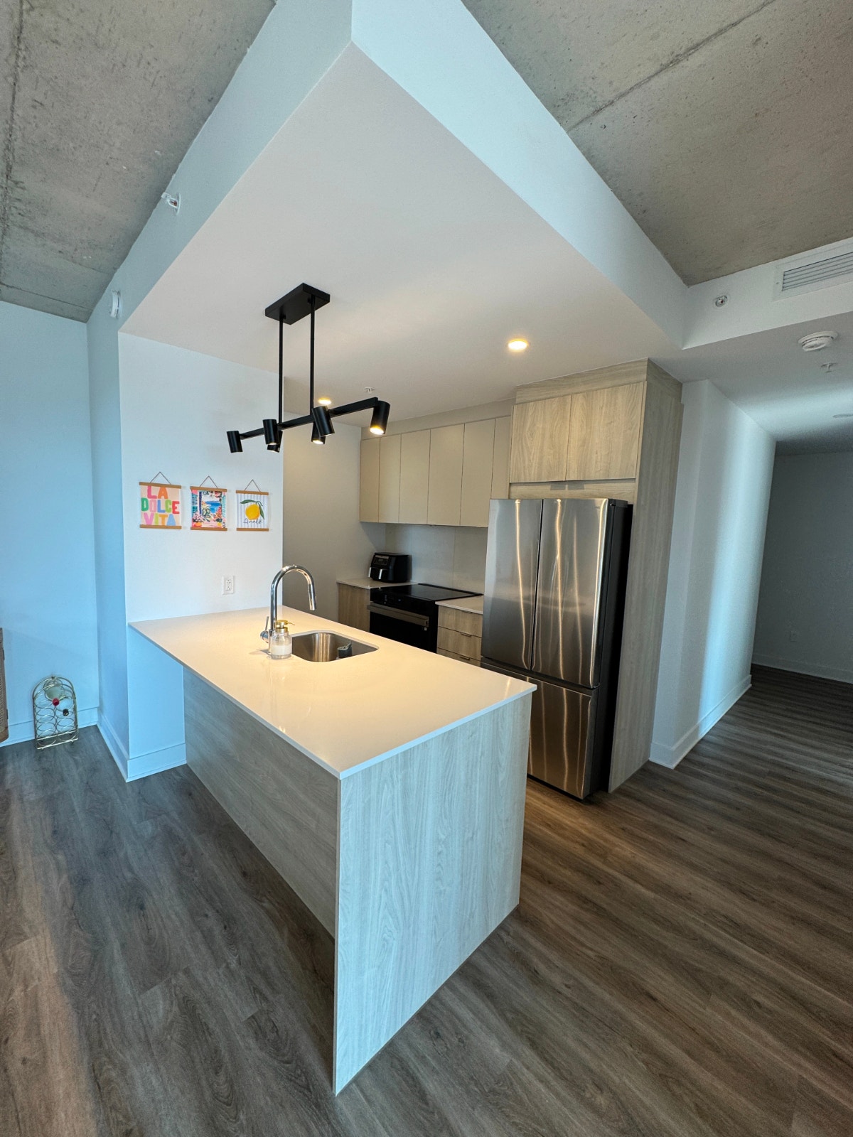 condo à louer laval — photo 1