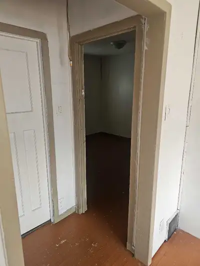 Private room available for rent including utilities and wifi share kichen livingroom and washroom if...