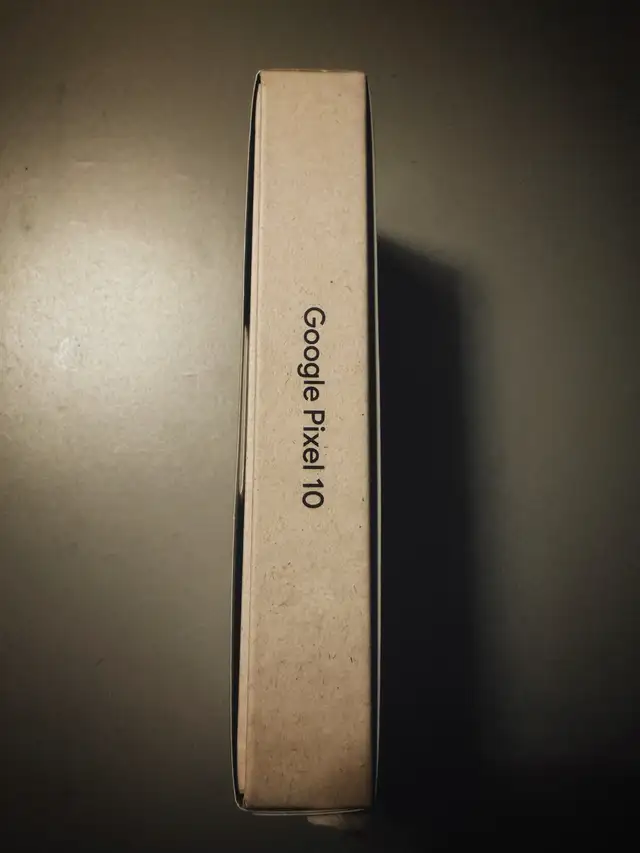 Google Pixel 10 – 128GB (Obsidian) in Cell Phones in Mississauga / Peel Region - Image 3