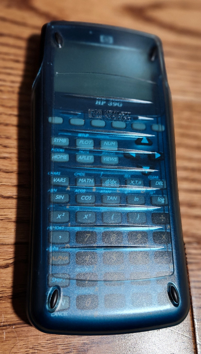 HP Graphing Calculator in General Electronics in Mississauga / Peel Region - Image 3