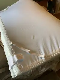 Queen size memory foam mattress topper