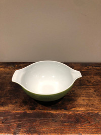 Pyrex Verde/Avocado 4qt Cinderella Mixing Bowl #444 Green