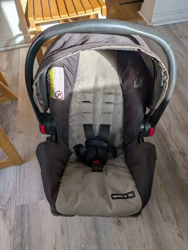 Infant Car Seat in Strollers, Carriers & Car Seats in Ottawa - Image 2