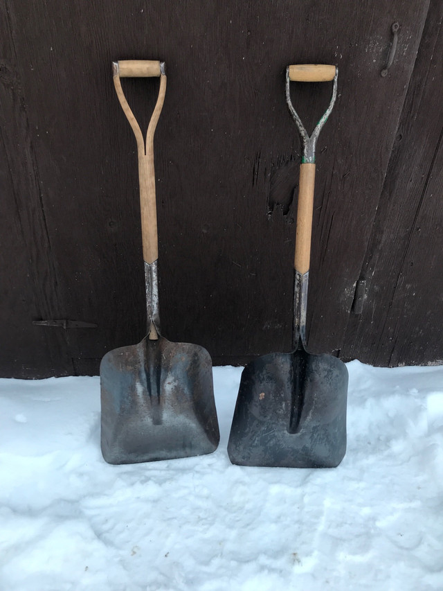 Scoop Shovels  in Outdoor Tools & Storage in Red Deer - Image 2