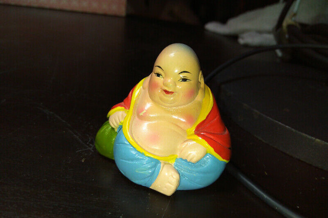 chinese figurines of cartoon older art colourful decorative in Arts & Collectibles in City of Toronto - Image 2