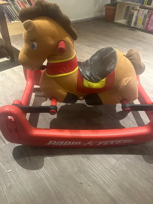 Radio Flyer Ride On Rocking Horse in Toys & Games in Mississauga / Peel Region - Image 3
