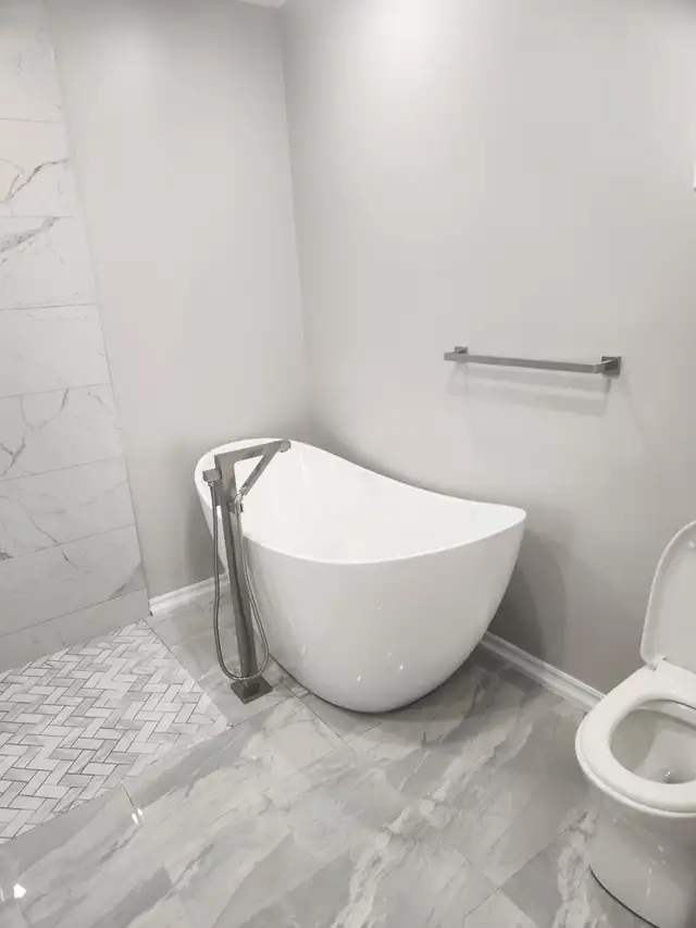 Bathroom, kitchen, basement renovations in Renovations, General Contracting & Handyman in City of Toronto - Image 9