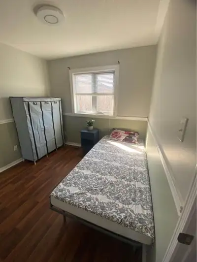 Main Floor Room | All-Inclusive • Furnished private room • All utilities + Wi-Fi included • Cooking...