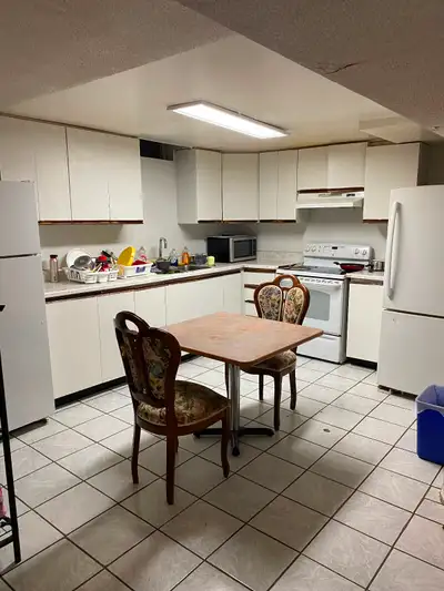 Girls ONLY BASEMENT Private and shared ROOM AVAILABLE . Short Term and long term rentals also welcom...