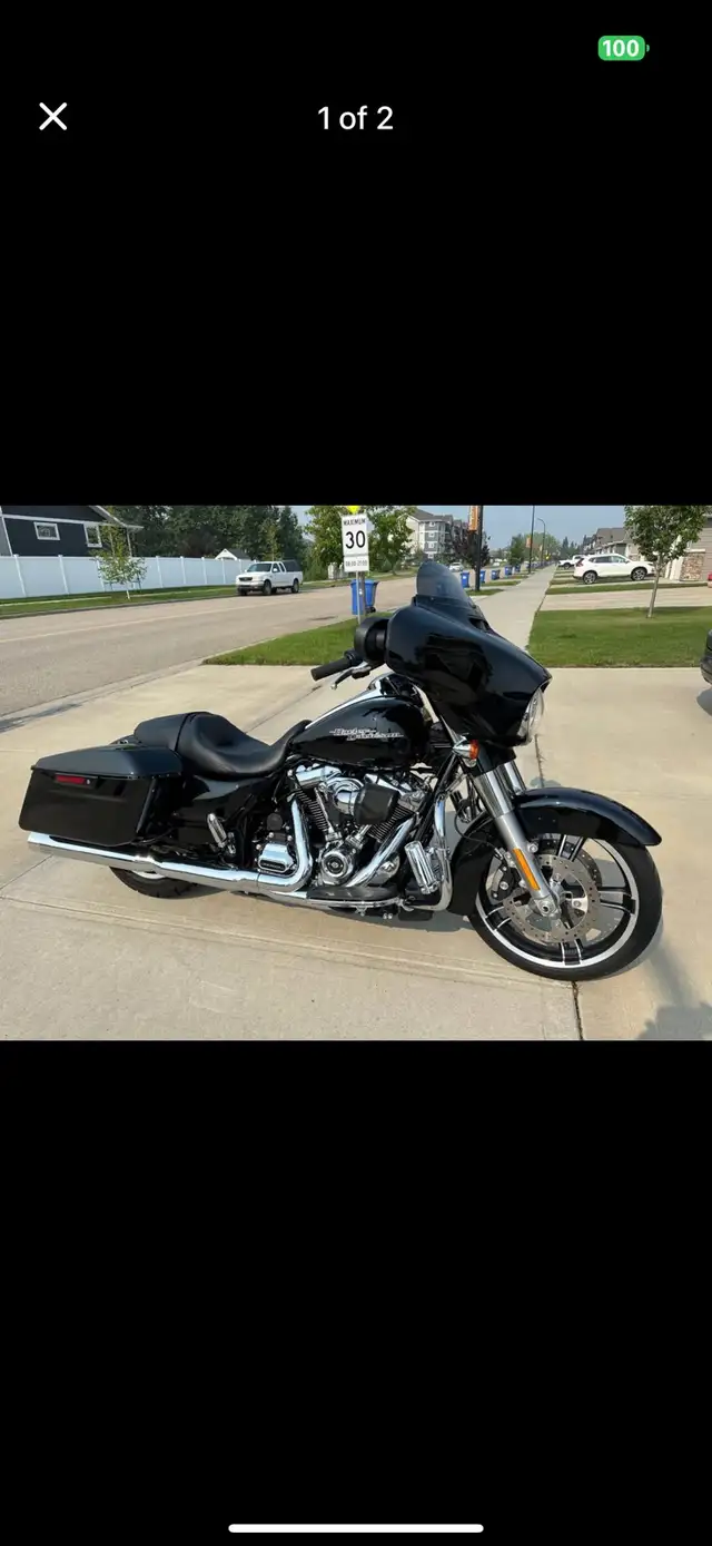 Harley Davidson FLHXS in Street, Cruisers & Choppers in Red Deer - Image 2