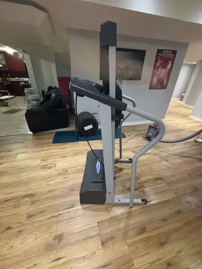 FREE .. electric treadmill .. Brampton, View more