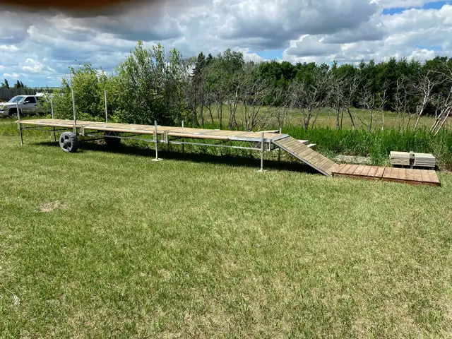 Aluminum Boat Dock made by Trembath Designs for Sale in Other in Swift Current - Image 4
