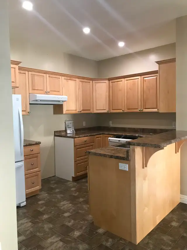 Seniors - 2 Bedroom Apartment with Garage in Long Term Rentals in Bridgewater - Image 3