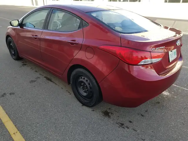 2012 Hyundai Elantra63871127742465121
