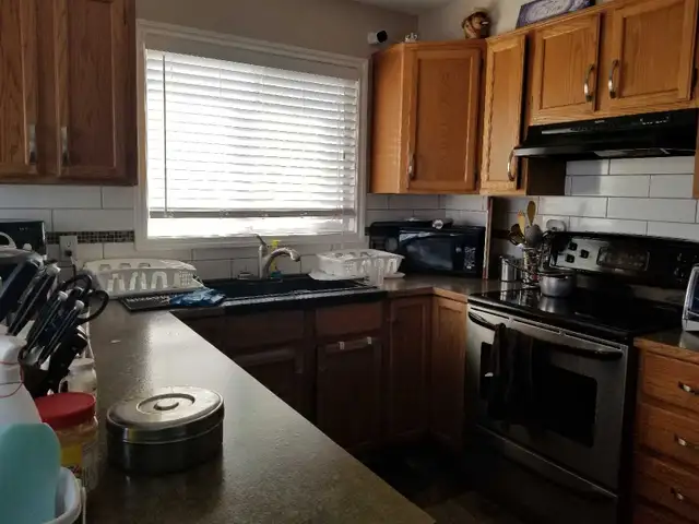 Double furnished room for rent in Alberta in Canada - Image 7