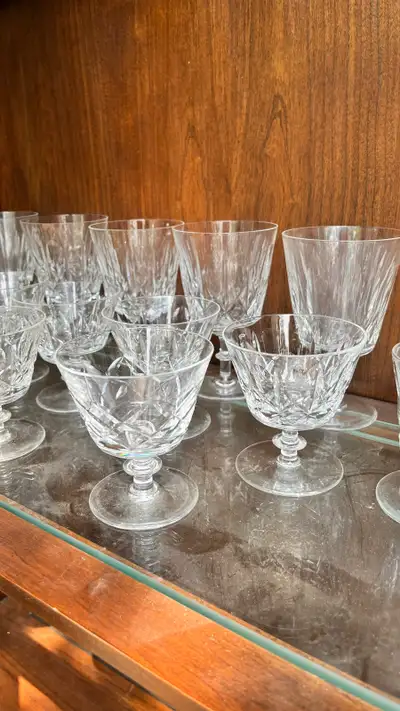 Vintage E&L Scotland Crystal 10 Wine 6 Sorbet/Champagne Glasses, View more