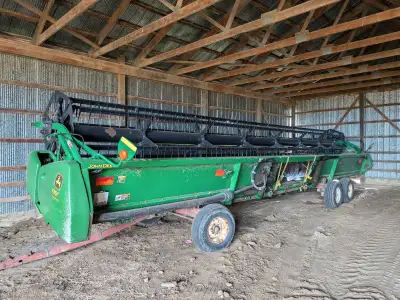 Nice 2006 John Deere 635F Flex Head. Poly and knife is good. Ready to go to the field! Asking $15,00...