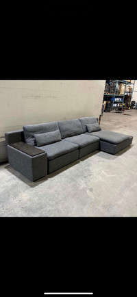 Livraison Possible - Sectionnel Gris - Gray Sectional - Delivery