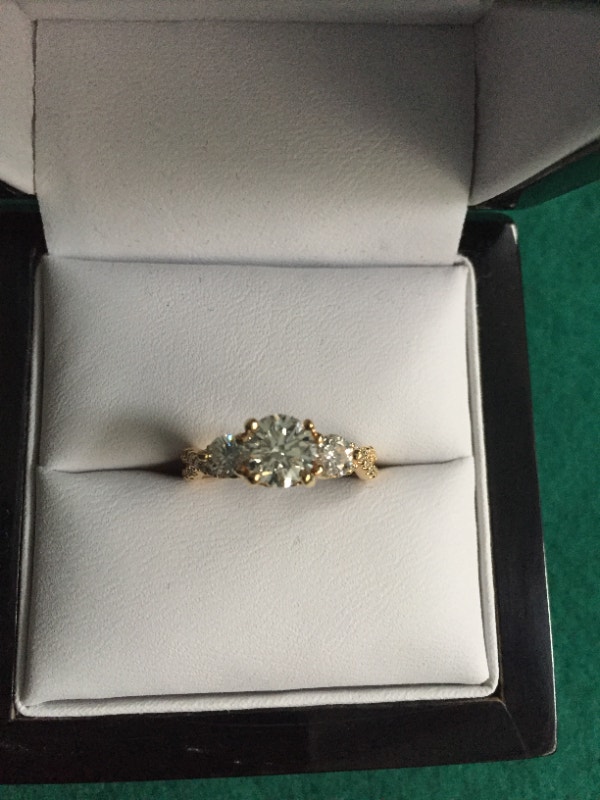 Diamond Engagement Ring Jewellery & Watches Winnipeg Kijiji