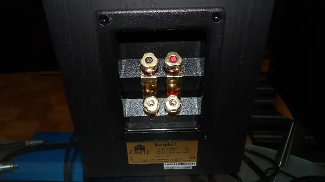 Castle Knight 1 speakers, CONSIDERING TRADES in Speakers in Gatineau - Image 5