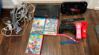 Wii U Console + 3 Games and controllers 