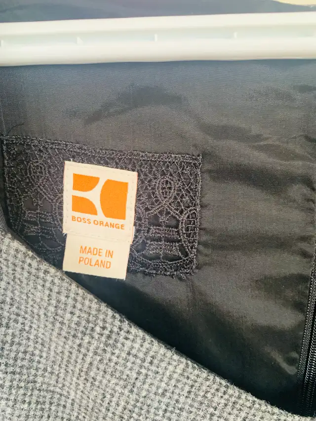 Hugo Boss Orange Dress in Women's - Dresses & Skirts in City of Toronto - Image 5